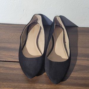 Old Navy Black Suede Flats, Pointed Toe
